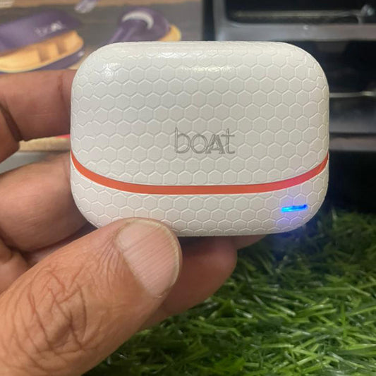 Earbuds boAt 100Hrs Backup